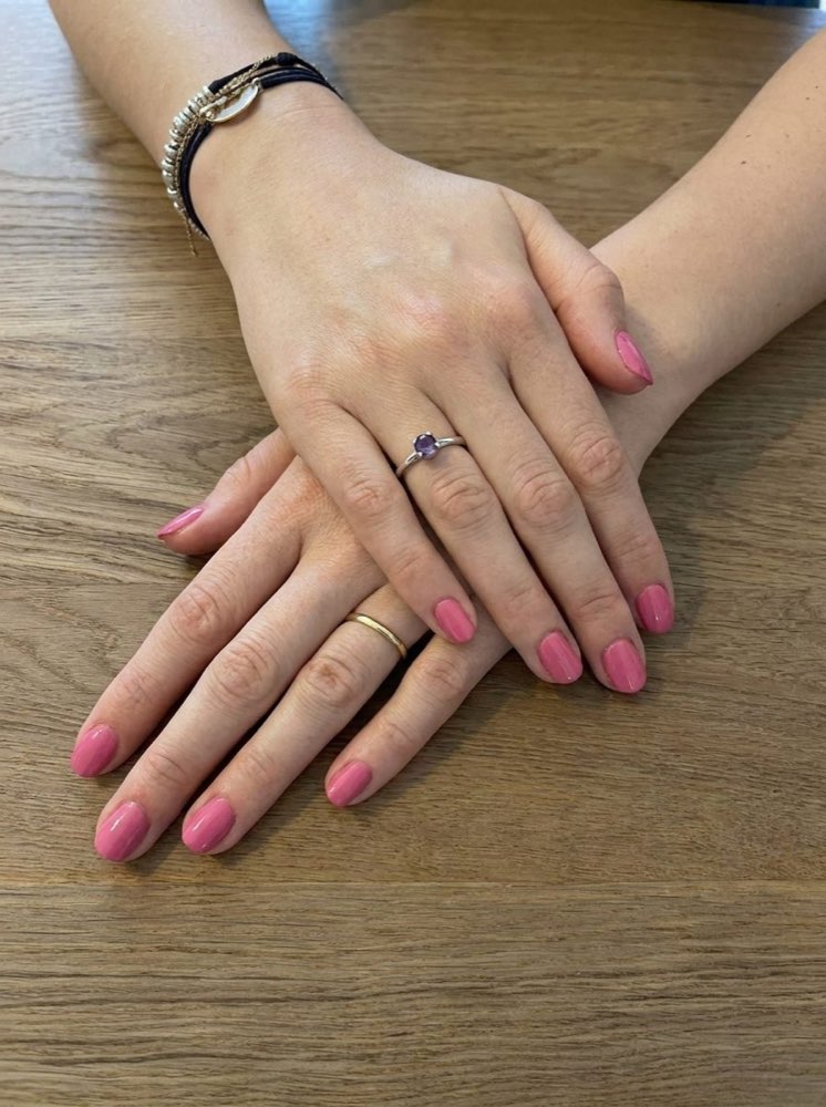 Pose de semi-permanent longue tenue par Valentine Institut